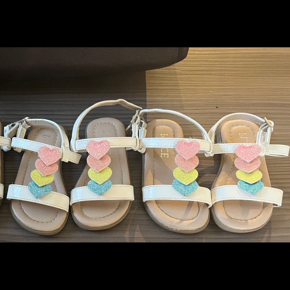 Twins sandals